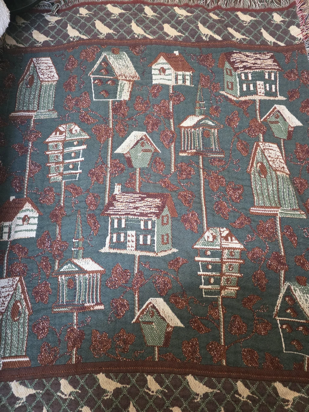 Quality Tapestry Throw Blanket Bird House Garden Ivy Birds Cottage Basket